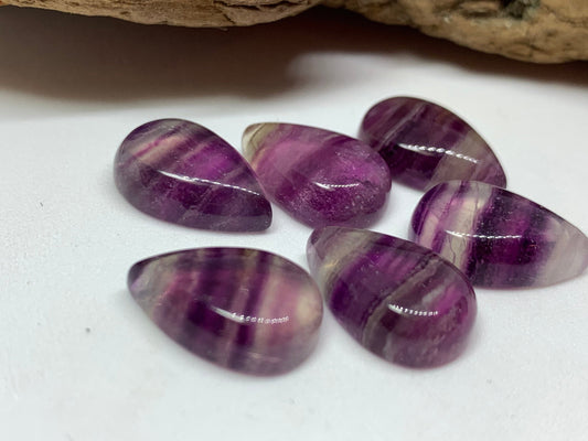 Purple Fluorite pear 10x15mm Cabochon - Calibrated cabochons