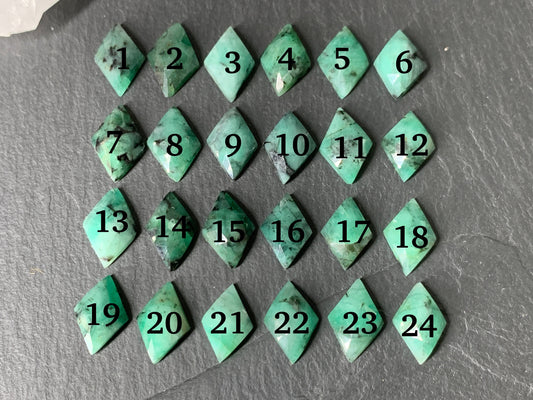 Faceted Emerald rhombus 11-12mm long cabochon/ W381