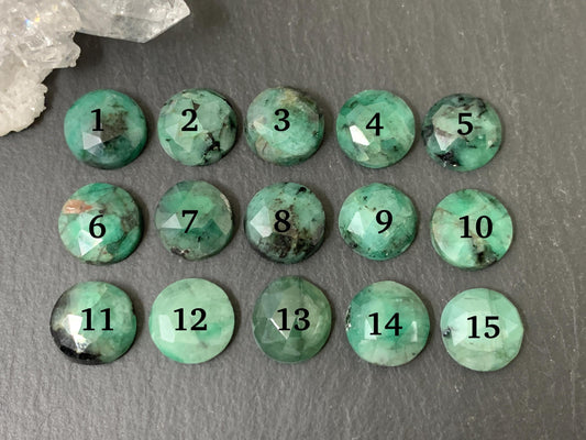 Faceted Emerald round 10mm cabochon