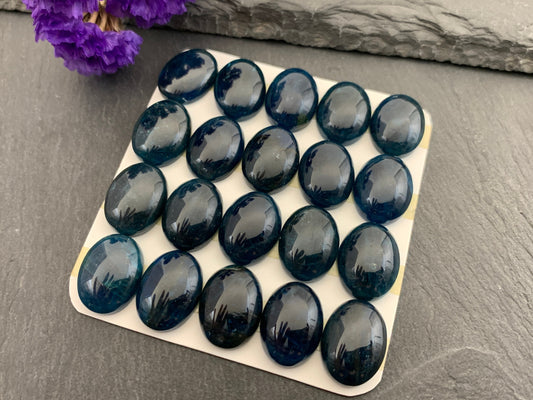 Blue Apatite oval 12x16mm cabochon - Calibrated cabochons