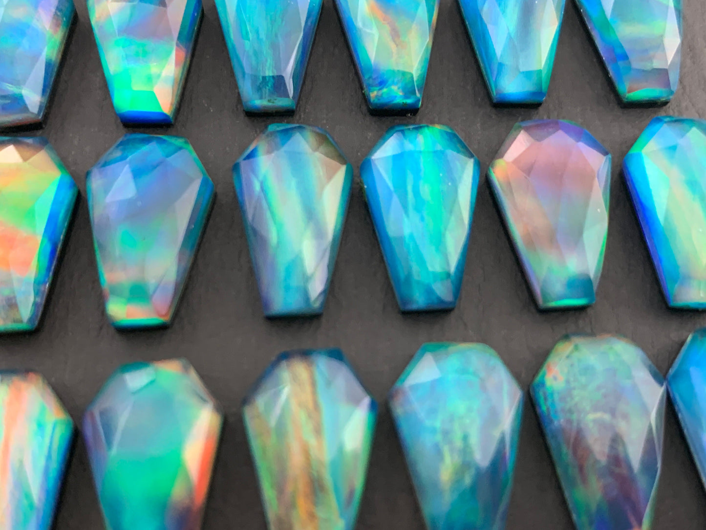 Faceted Aurora Opal coffin 10x16mm cabochon - Doublet cabochon