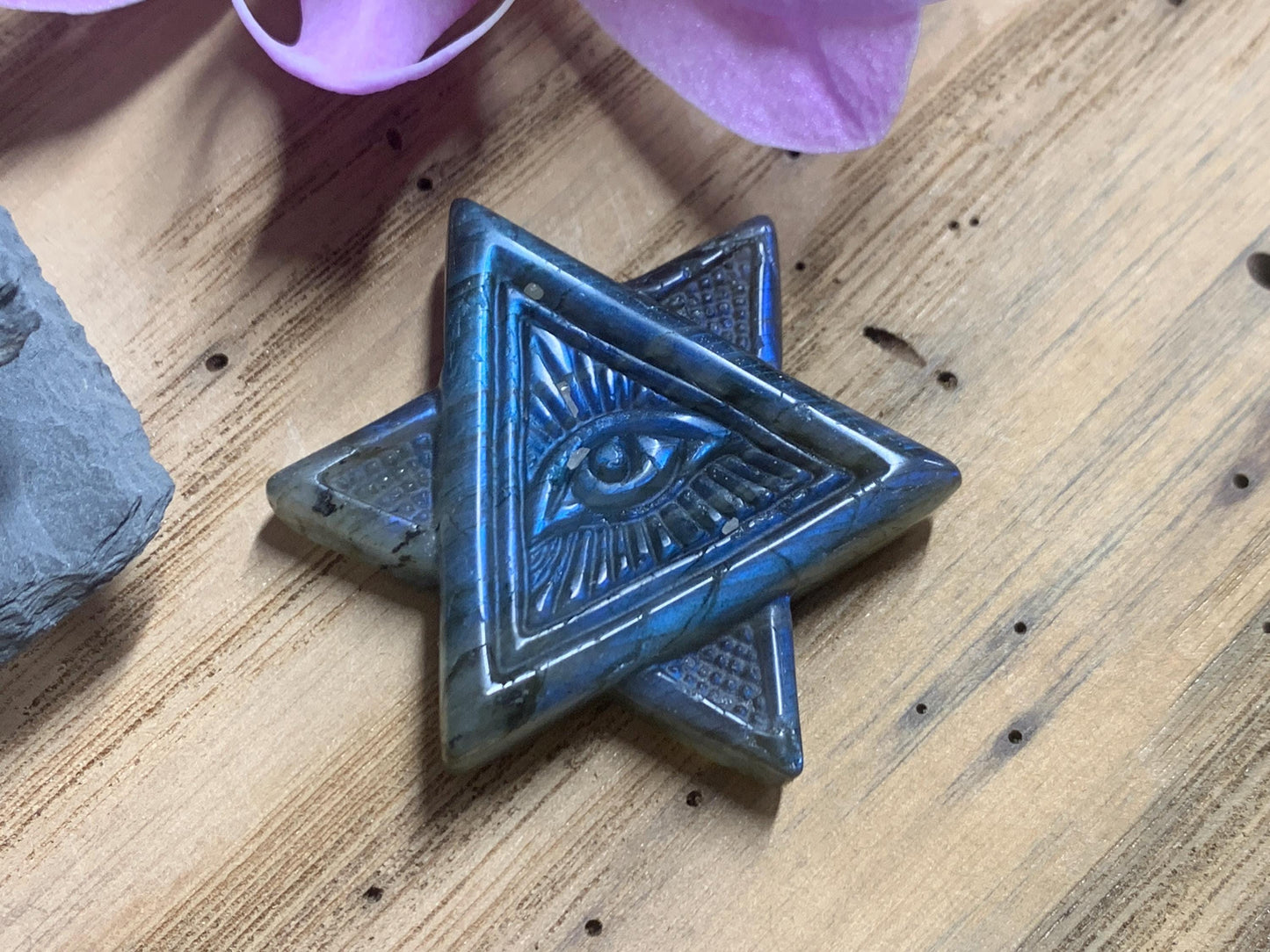 Labradorite All Seeing Eye 46x41 mm Carving. Hand Carved Labradorite Merkaba Star