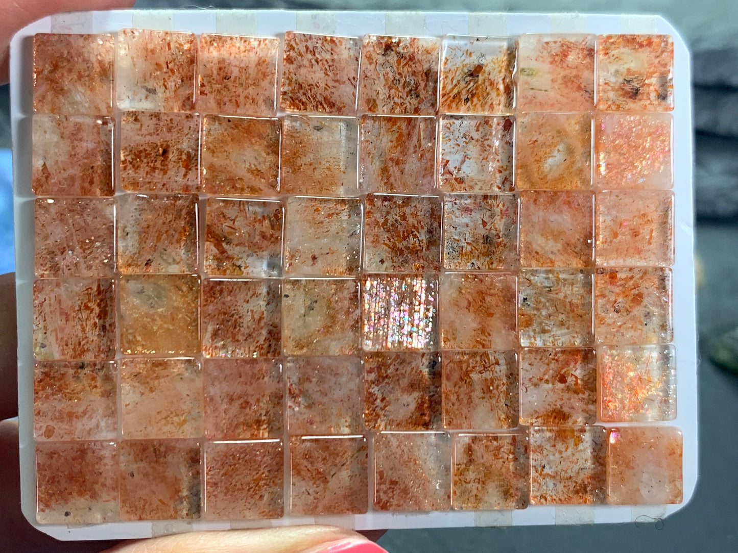 Flat Sunstone square 8mm cabochon - Calibrated cabochons