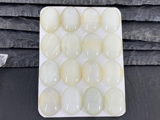 White Moonstone Oval 15x20mm Cabochon - Calibrated cabochons