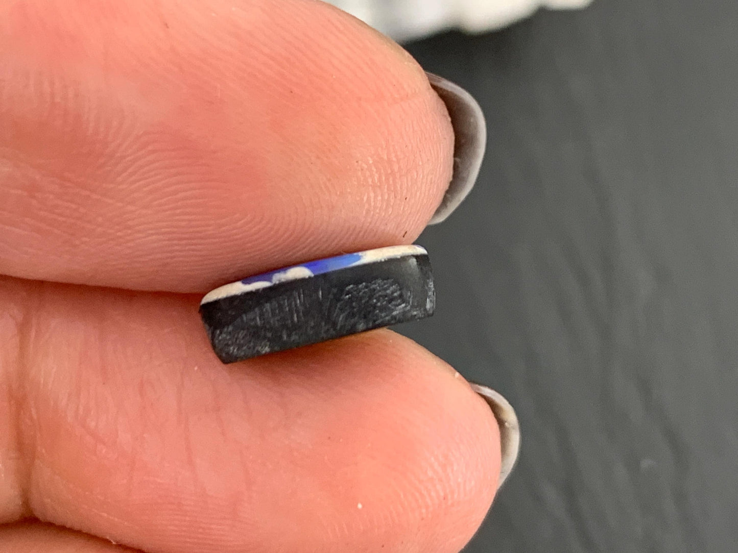 Australian Opal doublet 7x11x3.5mm cabochon