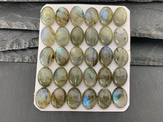 Labradorite oval 10x14mm cabochon - Calibrated cabochons