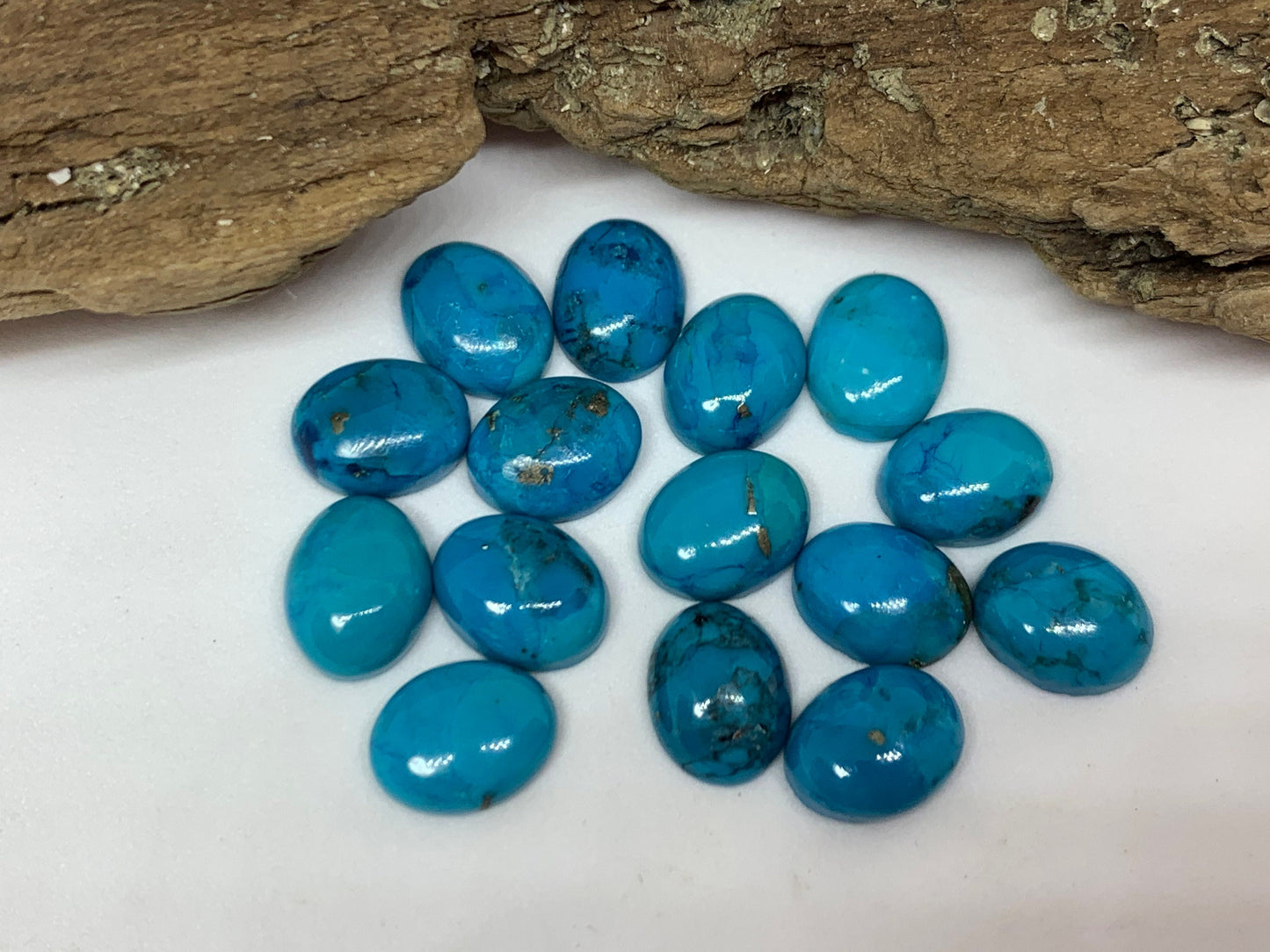 Turquoise cabochon 7x9mm - Calibrated cabochons