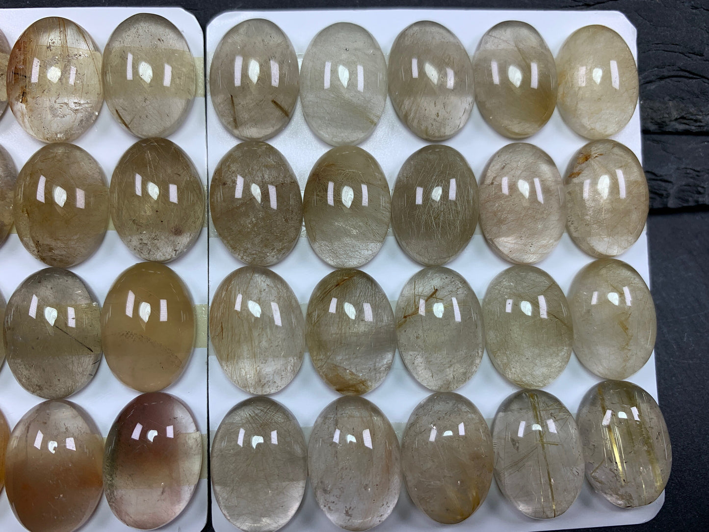 Gold Rutilated Quartz oval 13x18mm cabochon - Calibrated cabochons