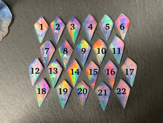 Faceted Aurora Opal kite 8x16mm cabochon - Doublet cabochons