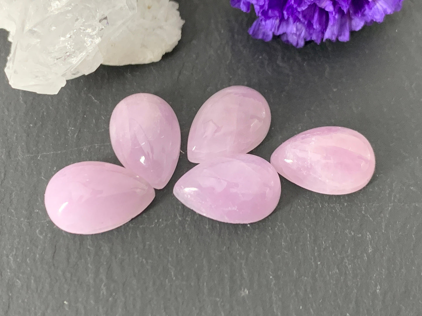 Kunzite pear 8x12mm cabochon - Calibrated cabochons