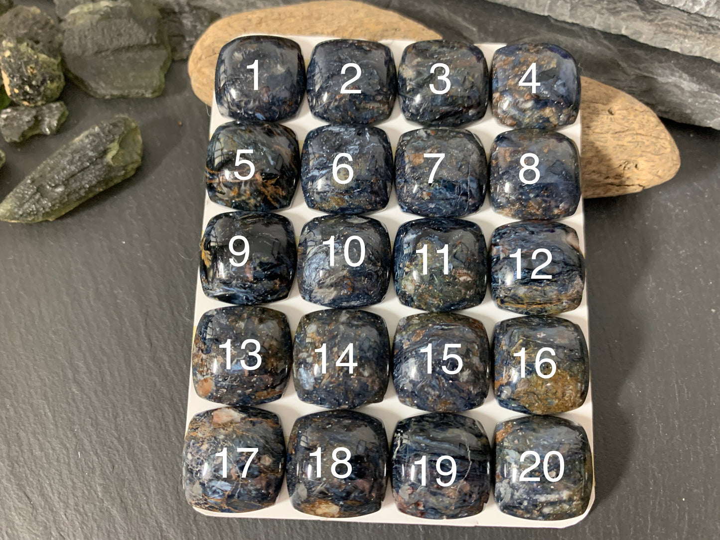 Blue Pietersite square cushion 18x18mm cabochon - Calibrated cabochons