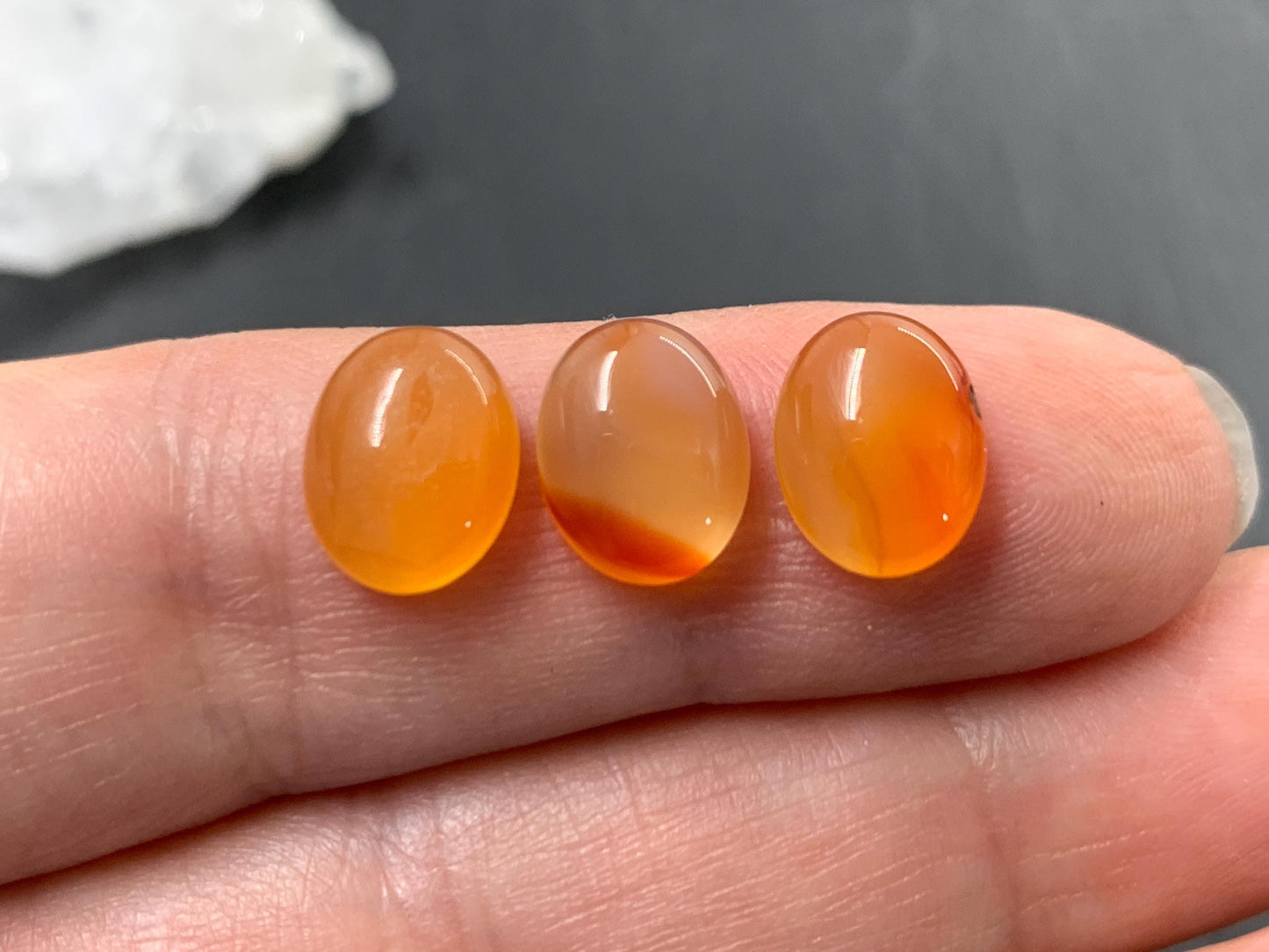 Carnelian oval 8x10mm cabochon - Calibrated cabochons *