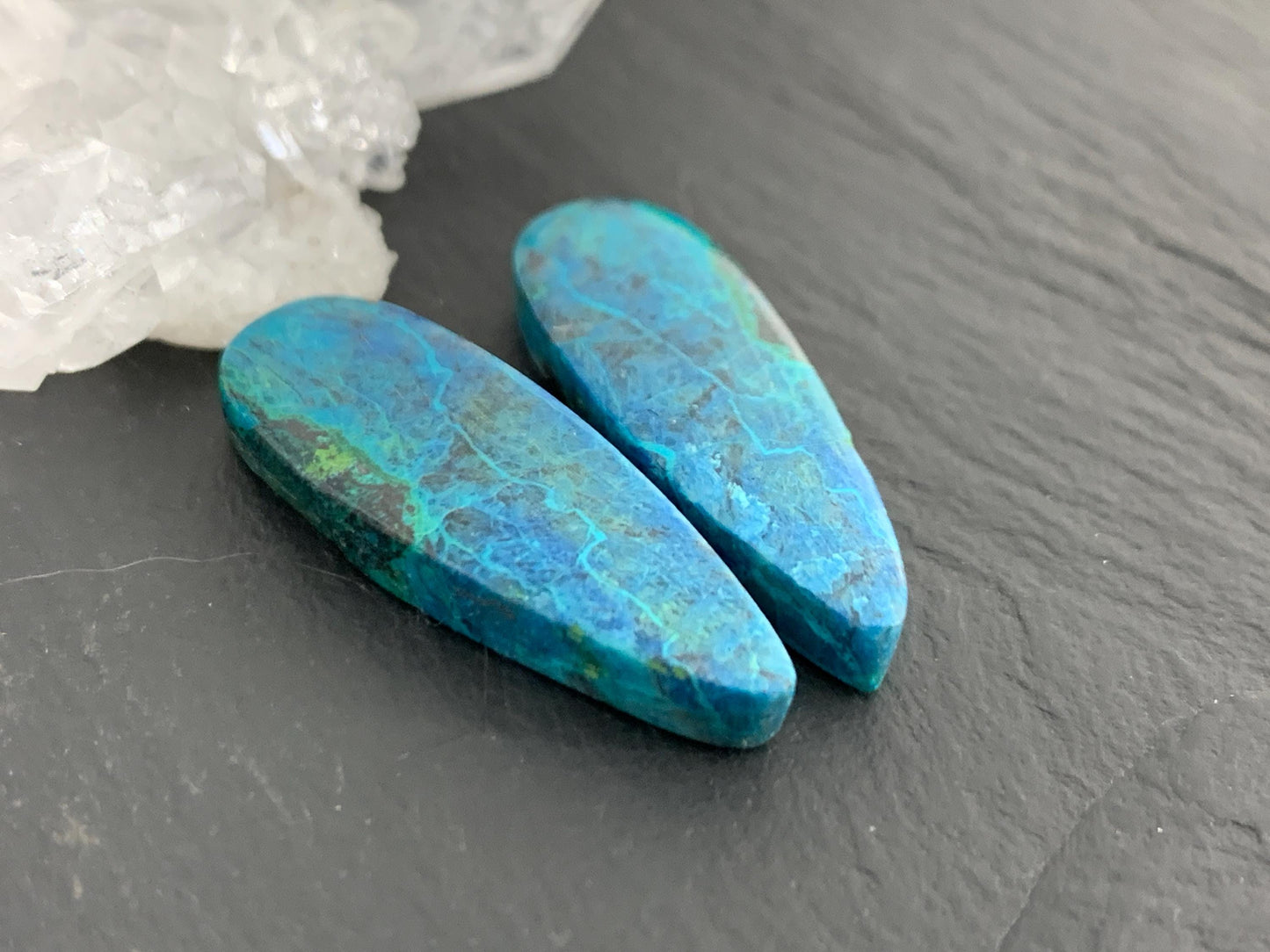 Chrysocolla pear 10x29x5mm cabochon pair