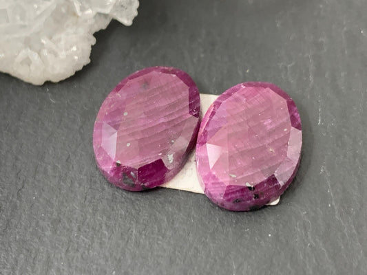 Faceted Ruby pair 10x15x4mm cabochon