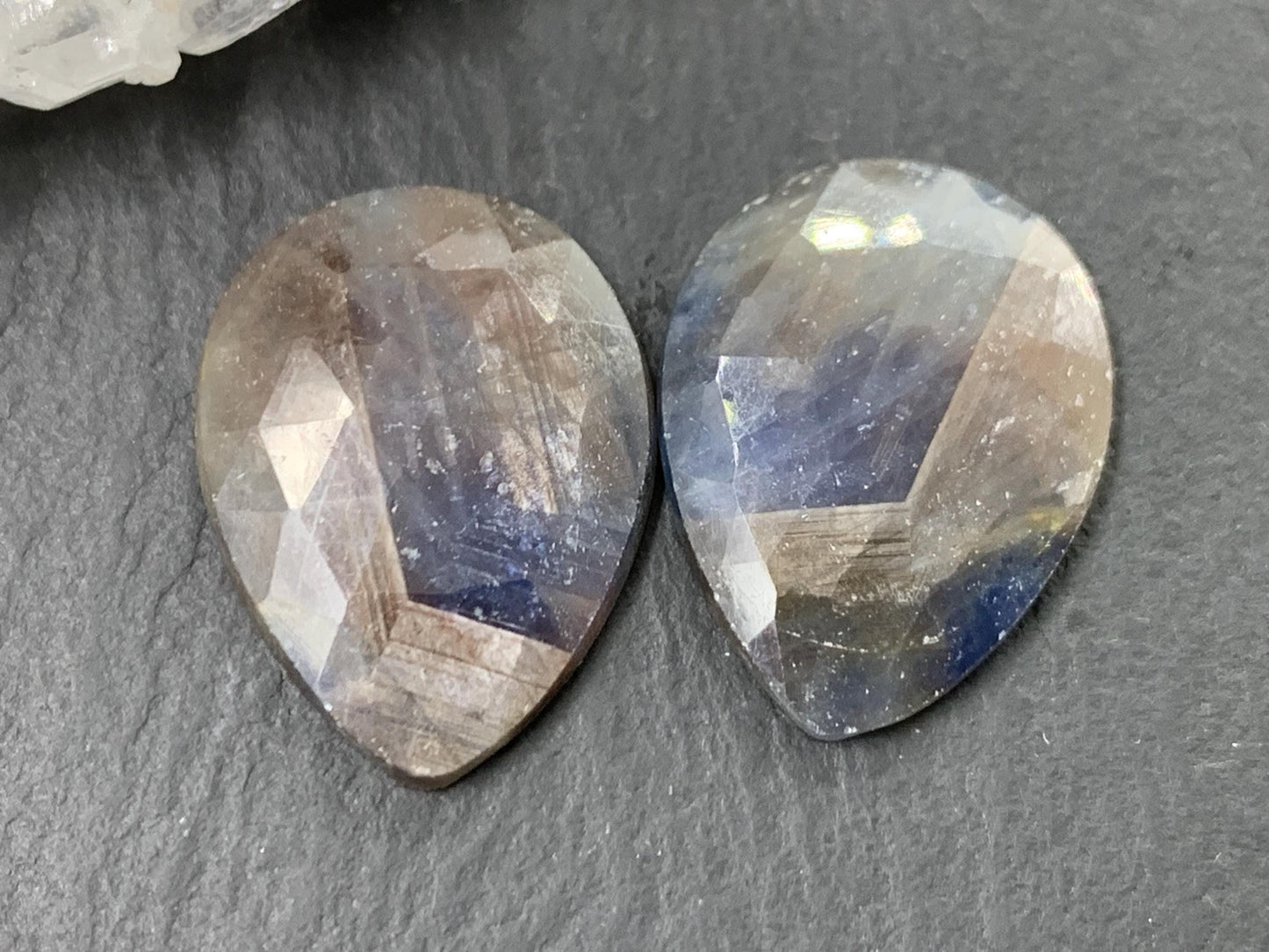 Faceted Star Sapphire pair 16x21x3mm cabochon - Sapphire pairs