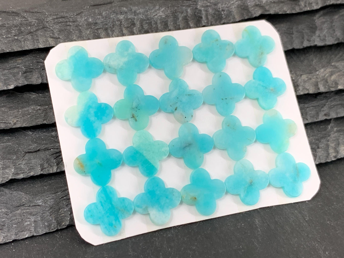Flat Amazonite clover 13mm cabochon - Calibrated cabochons