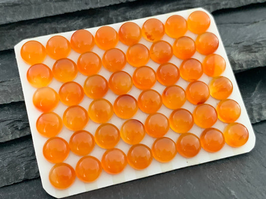 Carnelian round 8mm cabochon - Calibrated cabochons
