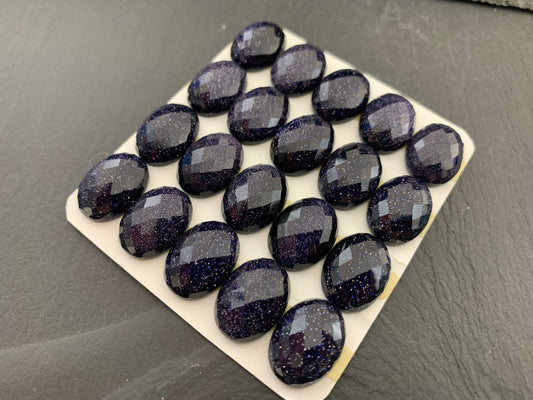 Faceted Blue Gold Sand oval 12x16mm cabochon - Calibrated cabochons