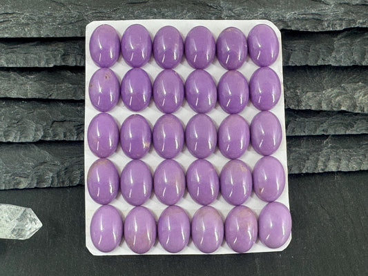 Phosphosiderite oval 10x14mm cabochon - Calibrated cabochon