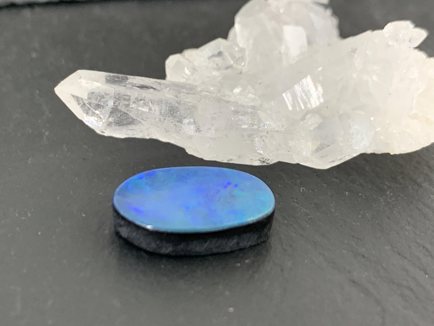 Australian Opal doublet 11x15x4mm cabochon