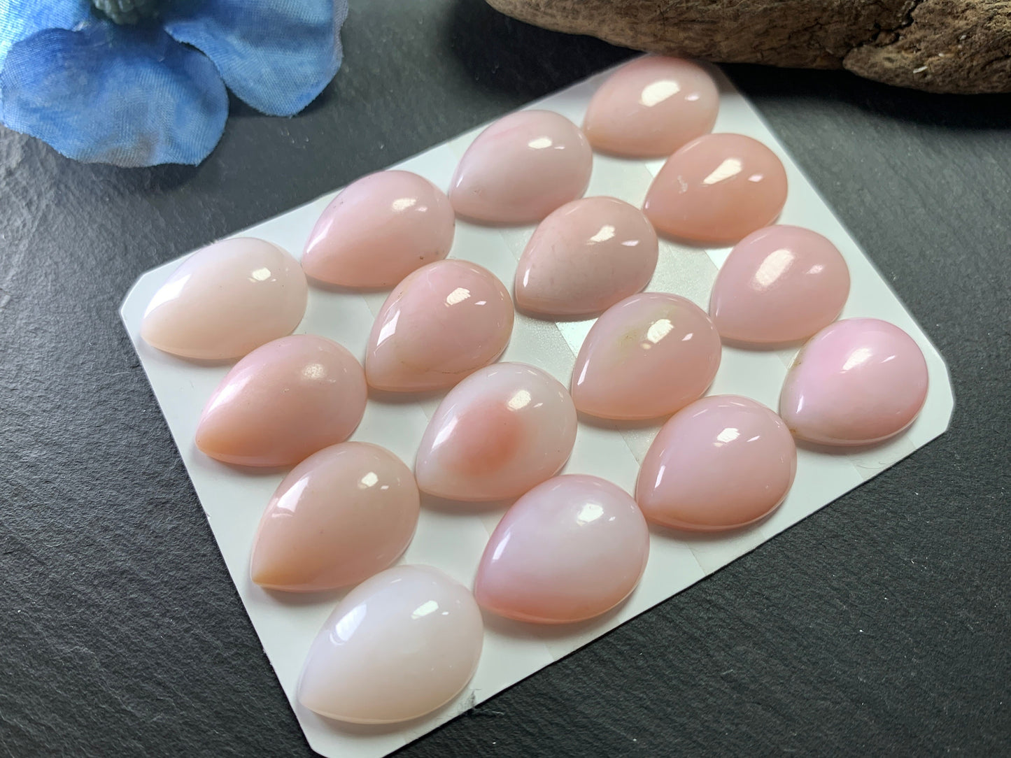 Pink Opal pear 15x20mm cabochon  - Calibrated cabochons