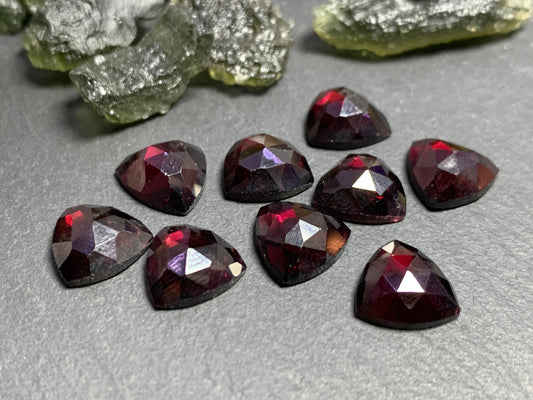 Faceted Rhodolite Garnet Trillion 10mm cabochon