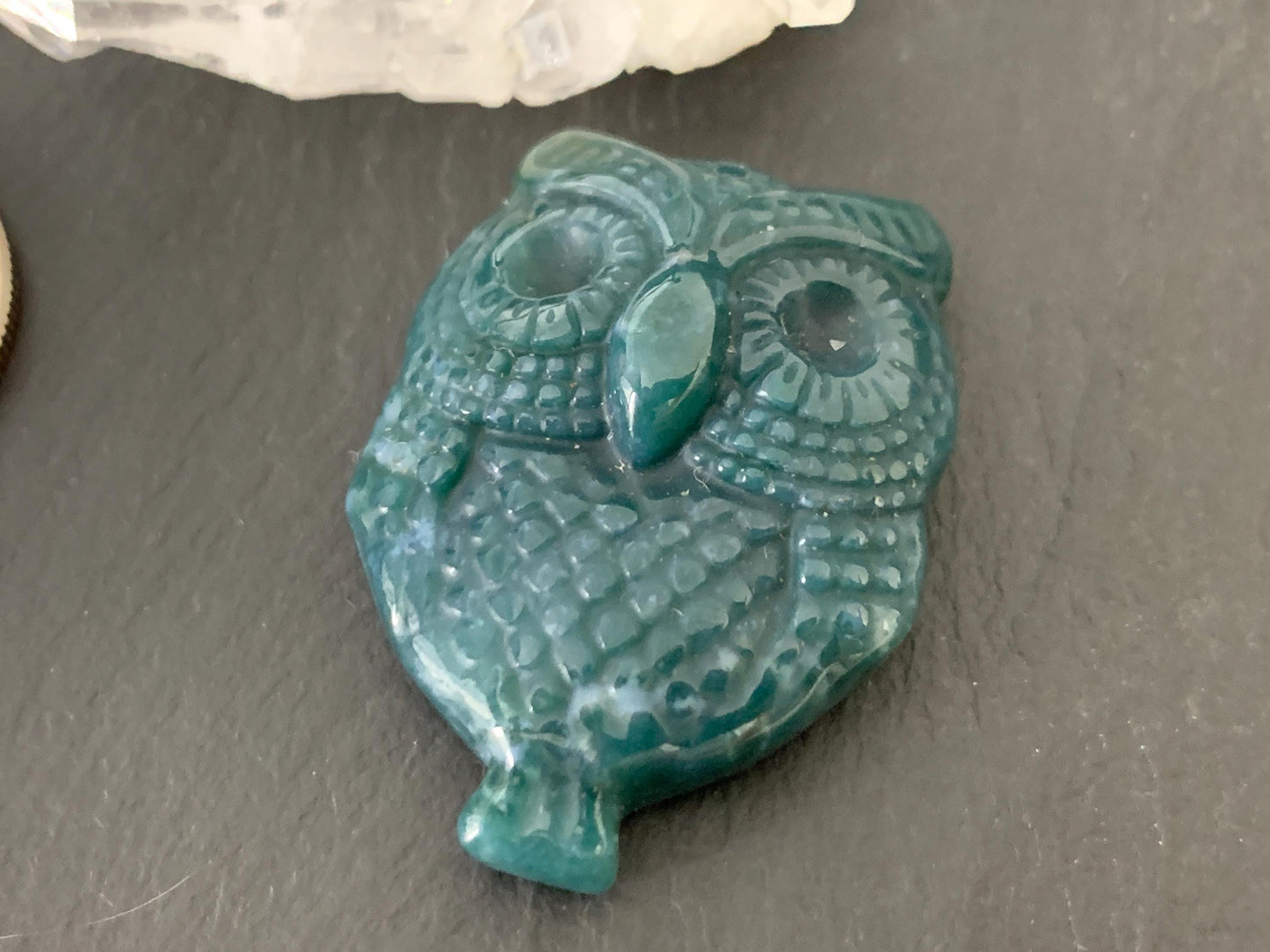 Ocean Jasper owl top drilled 26x35mm cabochon carving