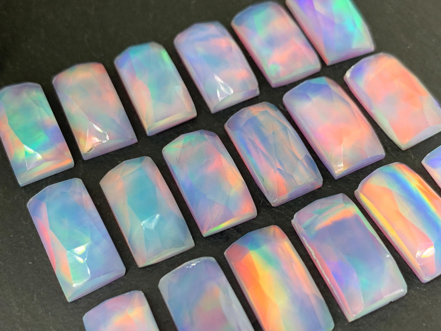 Faceted Aurora Opal rectangle 8x15-16mm cabochon - Doublet cabochon