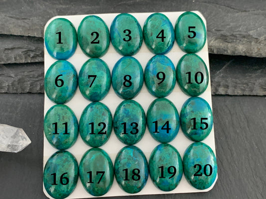 Chrysocolla oval 13x18mm cabochon - Calibrated cabochons