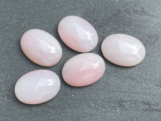 Pink Opal oval 13x18mm Cabochon - Calibrated cabochons