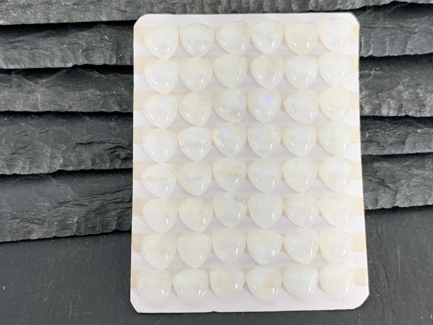 Rainbow Moonstone triangle 8mm cabochon - Calibrated Moonstone