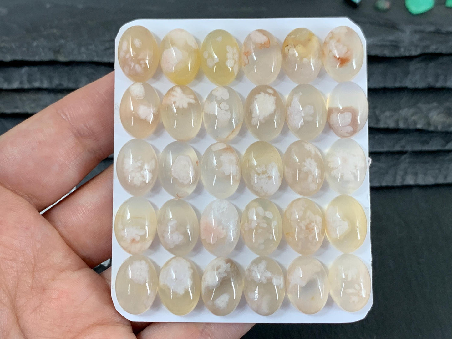 Flower Agate oval 10x14mm cabochon - Calibrated cabochons
