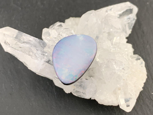 Australian Opal doublet 11x15x4mm cabochon