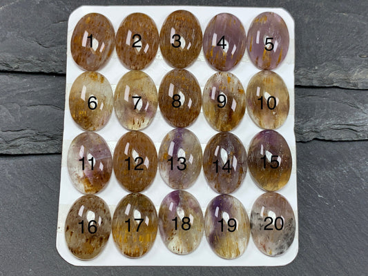 Amethyst Cacoxenite oval 13x18mm cabochons - Calibrated cabochons