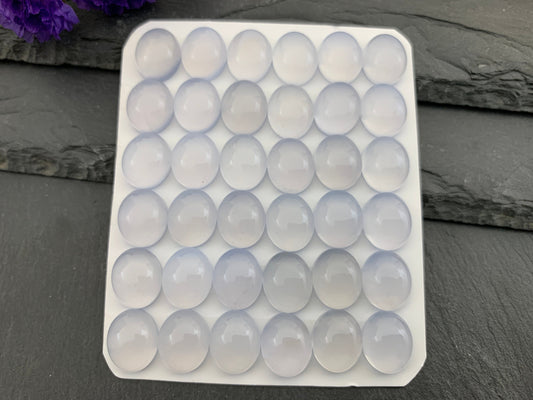 Blue Chalcedony oval 10x12mm cabochon - Calibrated cabochons