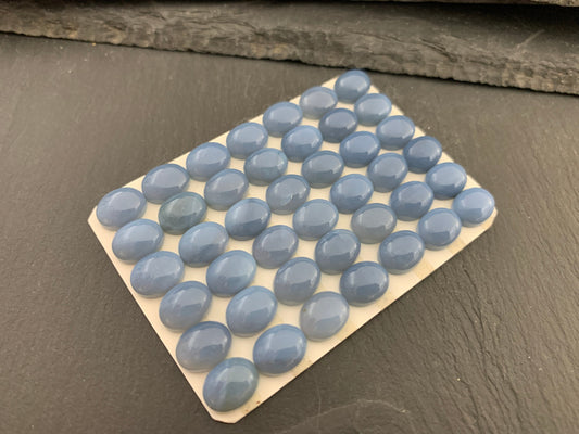Blue Opal oval 8x10mm cabochon - Calibrated cabochons