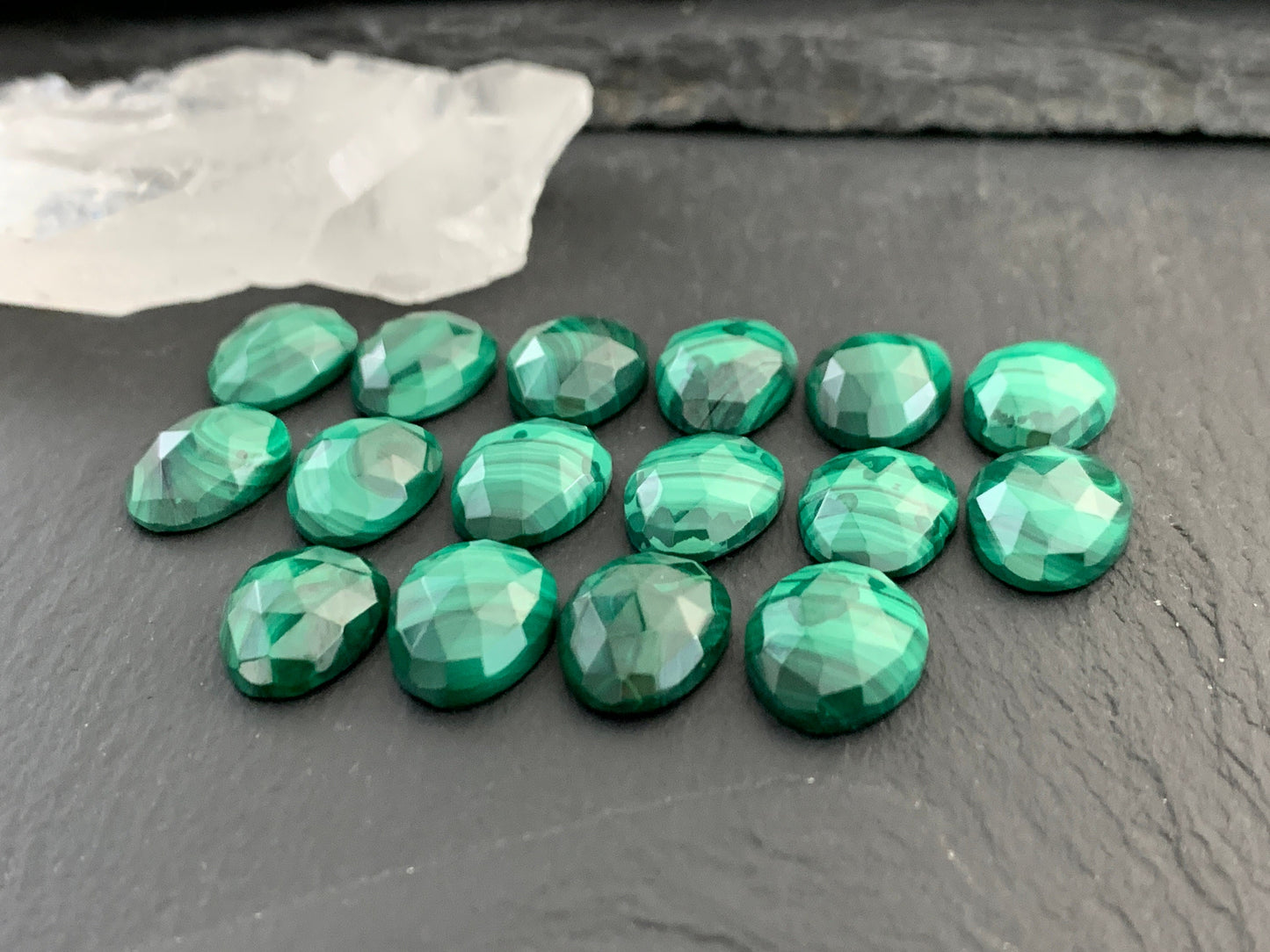 Faceted Malachite pear 10x13mm cabochon