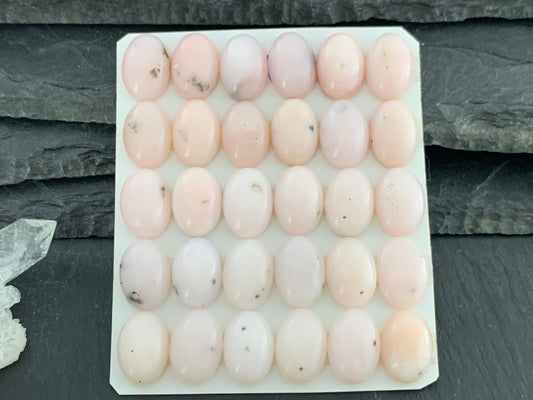 Pink Opal oval 10x14mm cabochon - Calibrated cabochons