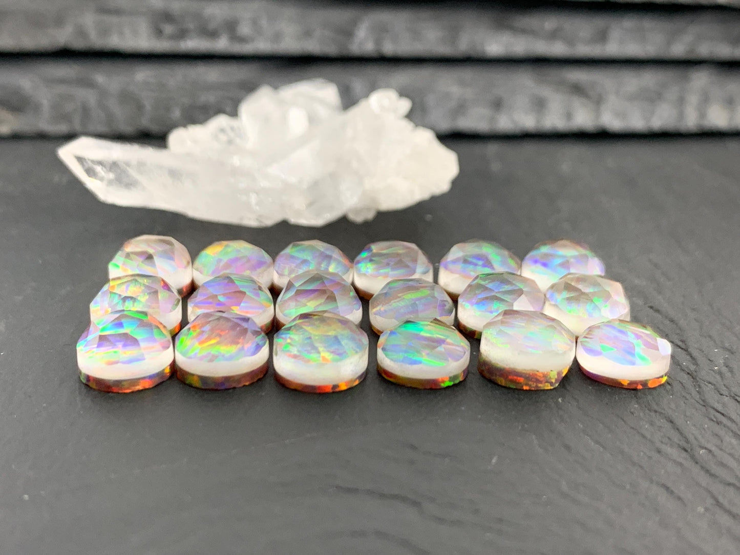 Faceted Aurora Opal round 8mm cabochon - Doublet cabochons
