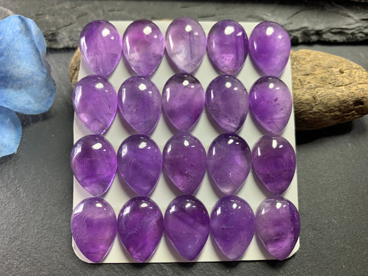 Amethyst pear 13x18mm cabochon - Calibrated cabochons
