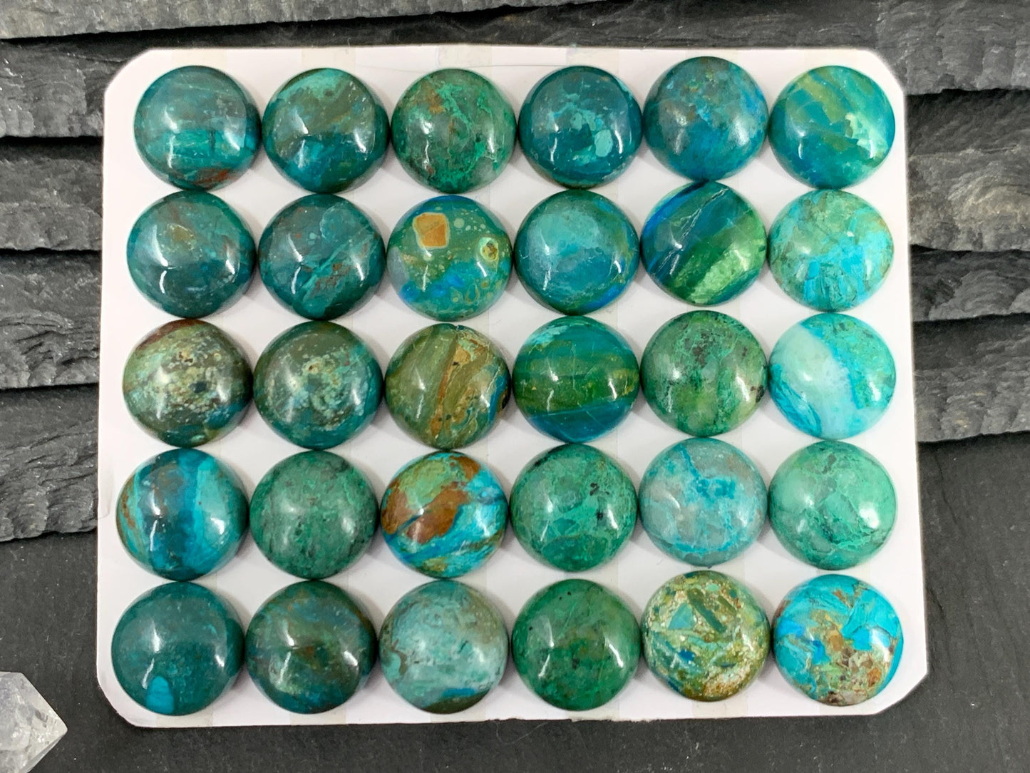 Opaline round 12mm cabochon- Calibrated cabochons