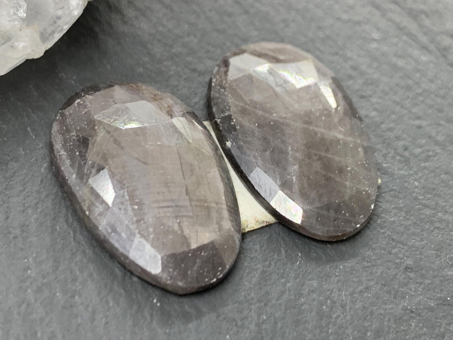 Faceted Star Sapphire pair 14x22x3.5mm cabochon - Sapphire pairs