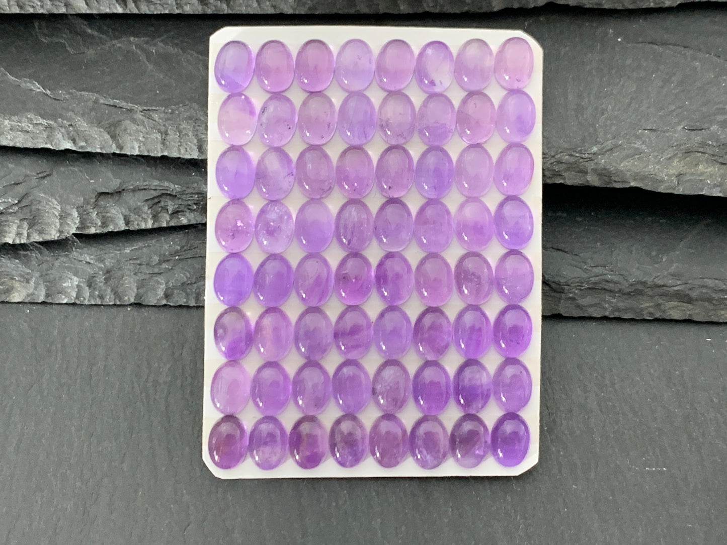 Amethyst oval 6x8mm cabochon - Calibrated cabochons