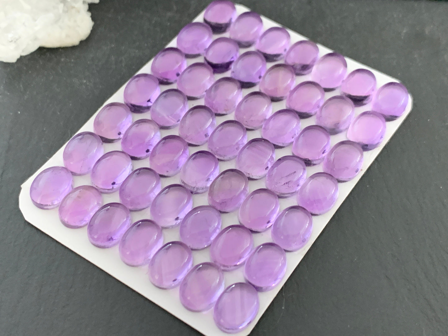 Amethyst oval 7x9mm cabochon - Calibrated cabochons