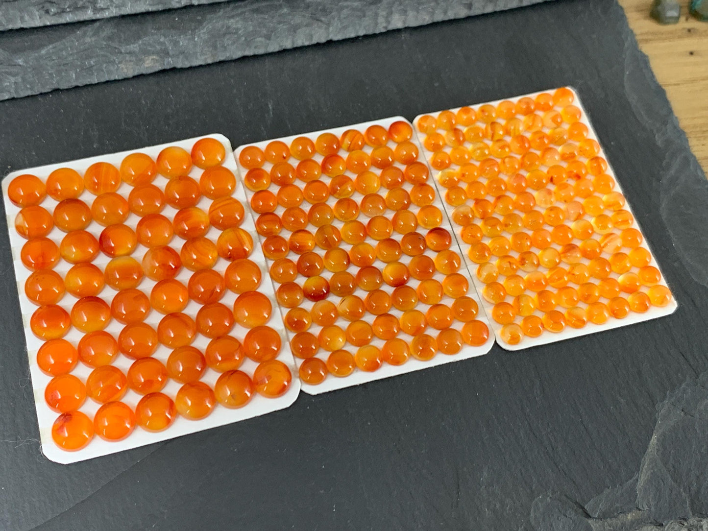 Carnelian round 5, 6, 8mm cabochon - Calibrated cabochons