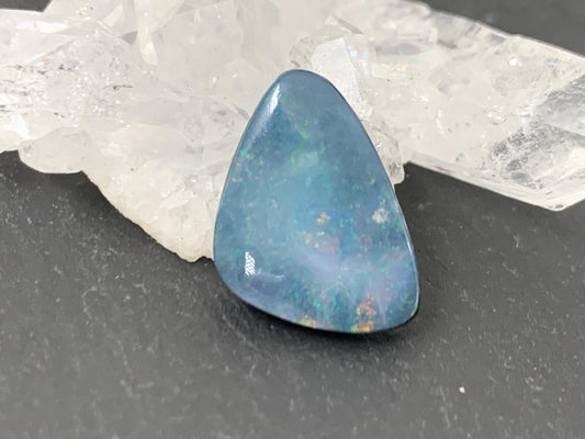 Australian Opal doublet 11x15x3mm cabochon