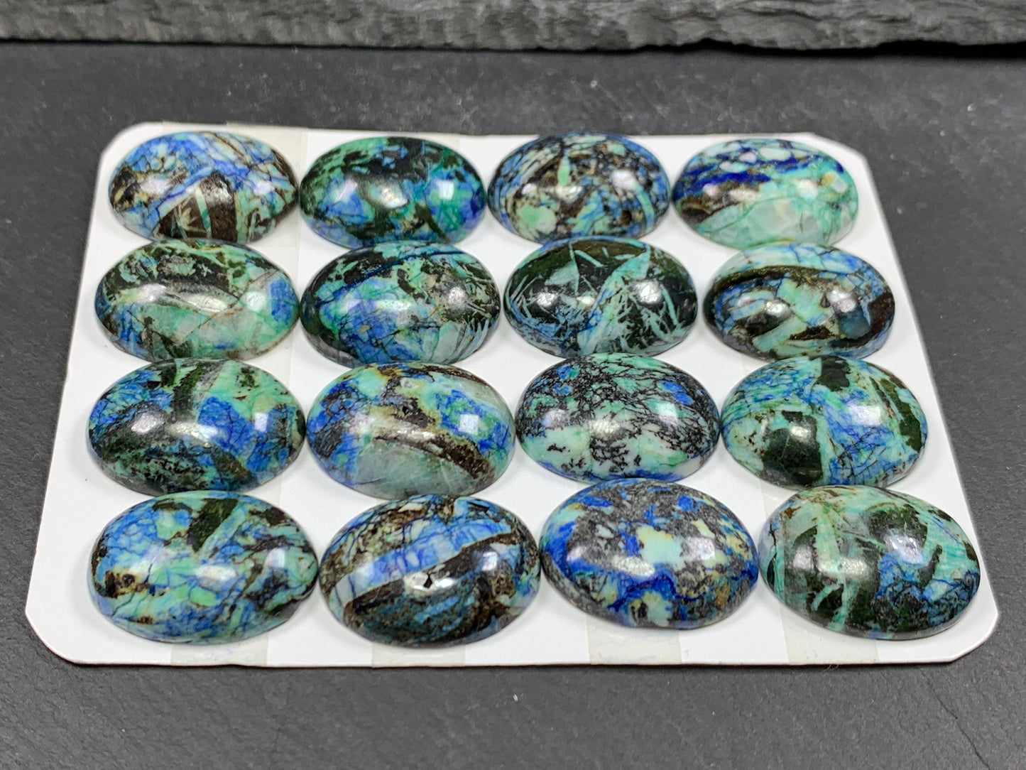 Azurite oval 15x20mm cabochon - Calibrated cabochons