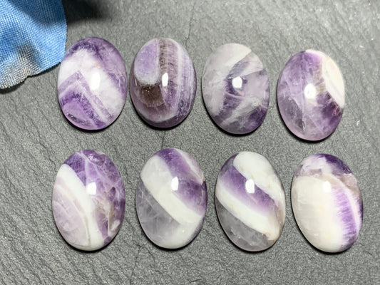 Lace Amethyst Oval 13x18mm Cabochon - Calibrated Cabochons