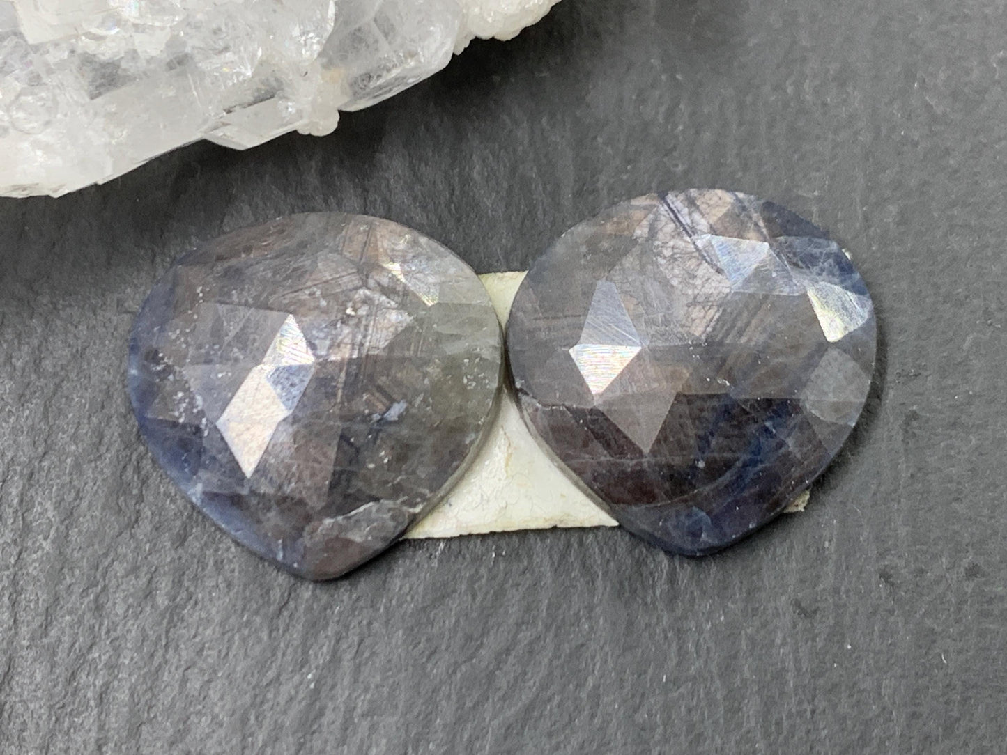 Faceted Star Sapphire pair 17x17mm cabochon - Sapphire pairs
