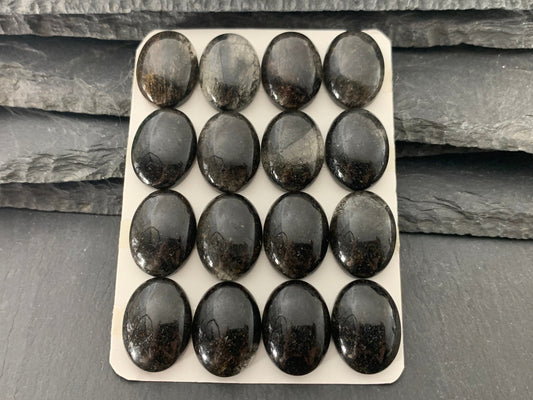 Black Rutilated Quartz oval 15x20mm cabochon - Calibrated cabochons